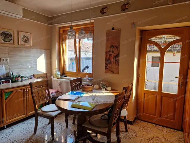 Eladó ház Jászberény 65 nm