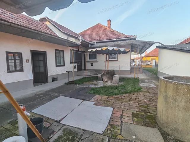 Eladó ház Jászberény 87 nm