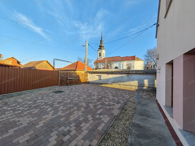 Eladó lakás Jászberény 85 nm