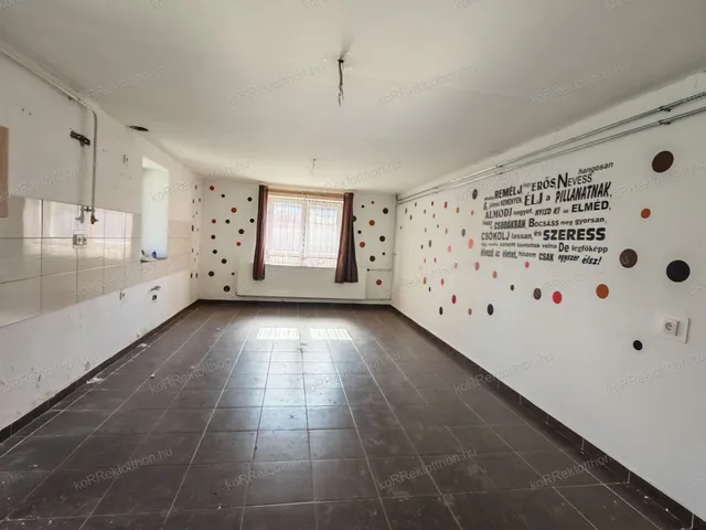 Eladó ház Jászberény 70 nm