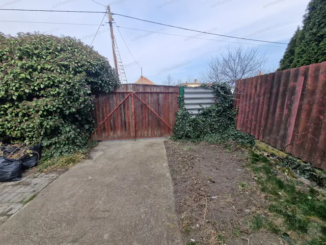 Eladó ház Jásztelek 128 nm