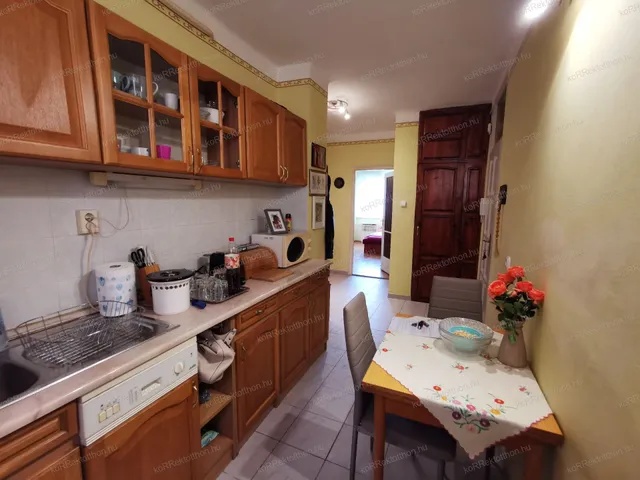 Eladó lakás Jászberény 66 nm