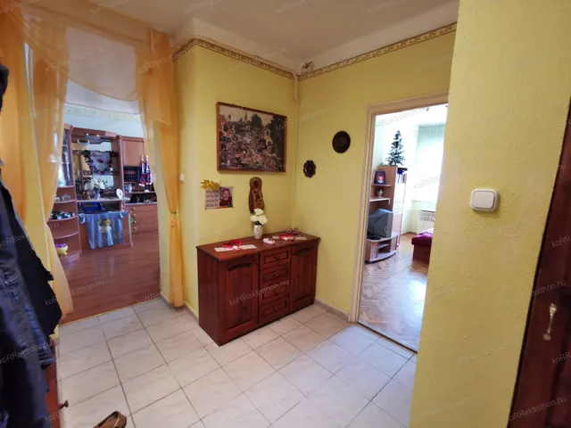 Eladó lakás Jászberény 66 nm