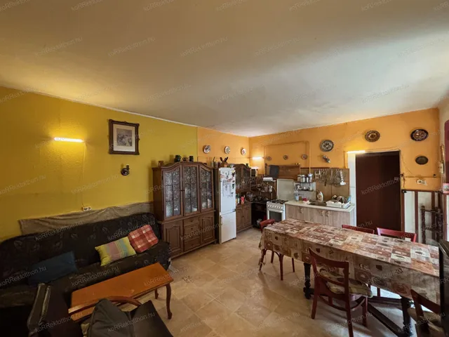 Eladó ház Jászberény 103 nm