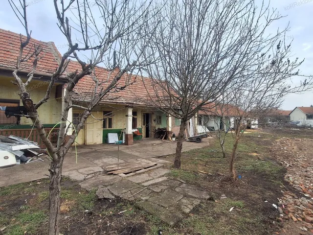 Eladó ház Jászberény 80 nm