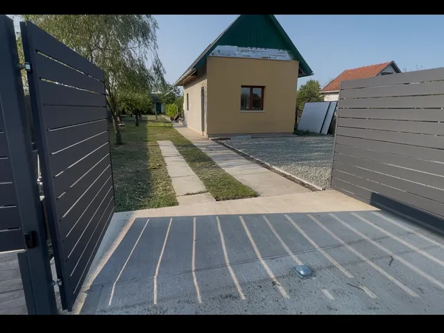 Eladó ház Békéscsaba, Kastélyszőlők 40 nm
