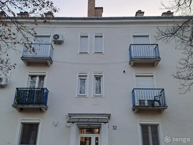 Eladó lakás Komló 48 nm