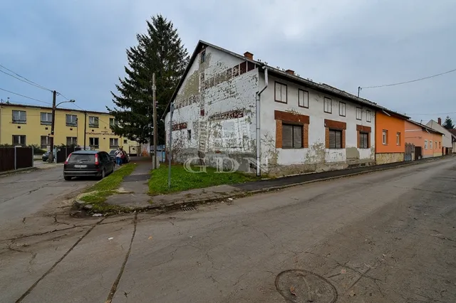 Eladó ház Miskolc, Selyemrét 210 nm