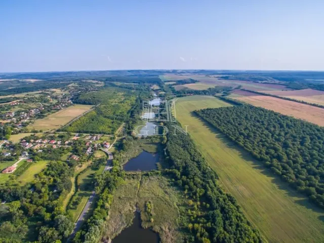 Eladó telek Siófok, Töreki 4378 nm