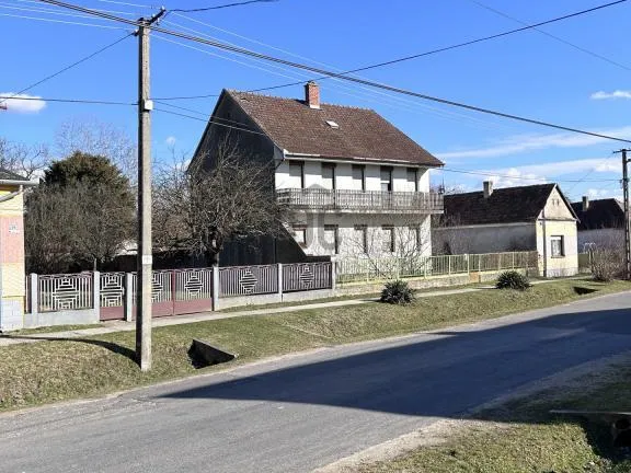 Eladó ház Tarany 160 nm