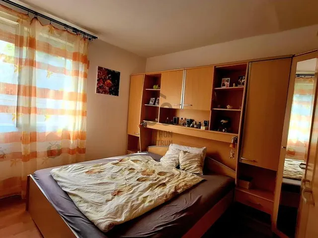 Eladó lakás Pécs, Kertváros 52 nm