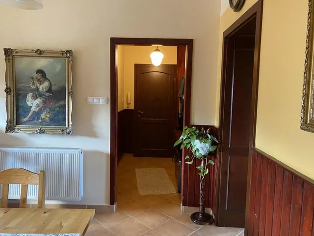 Eladó ház Pécs, Mecsekoldal 250 nm