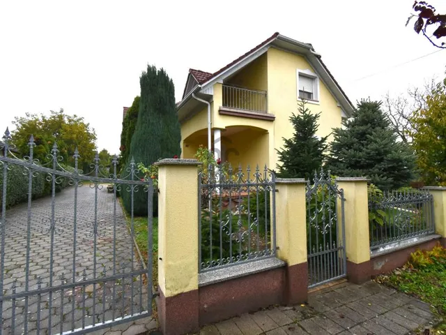 Eladó ház Zalakaros 182 nm