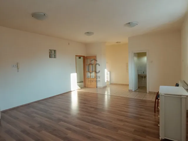 Eladó lakás Nagykanizsa, Belváros 152 nm