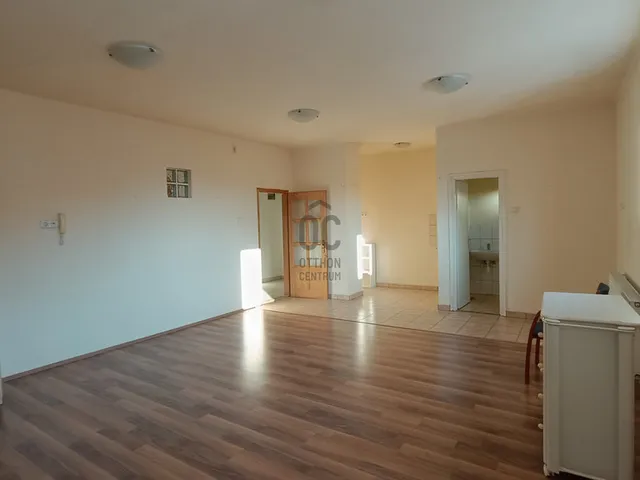 Eladó lakás Nagykanizsa, Belváros 152 nm