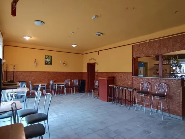 Eladó kereskedelmi és ipari ingatlan Nagykanizsa, Bajcsa 140 nm