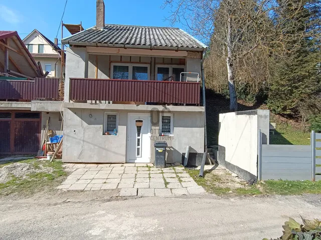 Eladó üdülő és hétvégi ház Zalakaros 85 nm