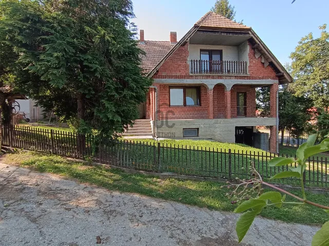 Eladó ház Zalaszentbalázs 250 nm
