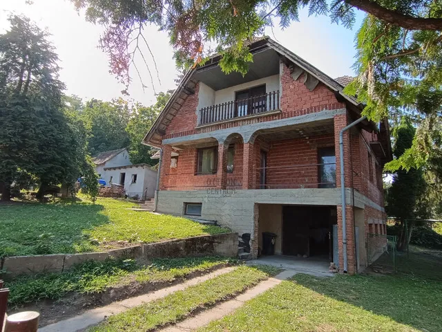 Eladó ház Zalaszentbalázs 250 nm