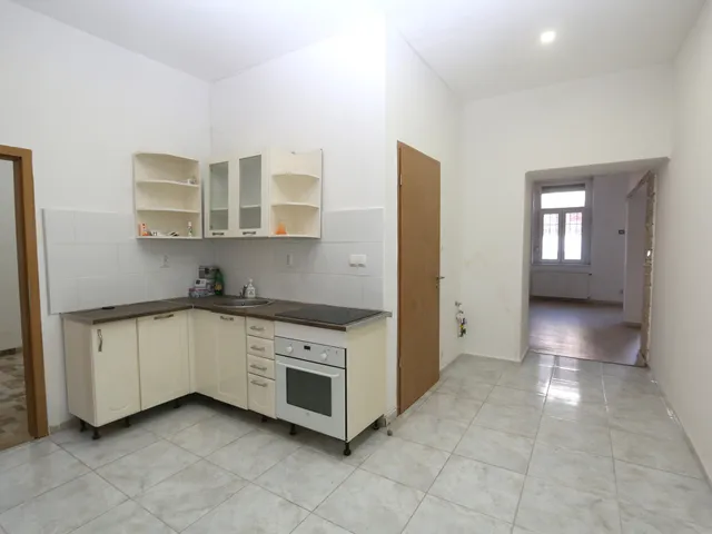Eladó lakás Budapest VIII. kerület, Századosnegyed 55 nm