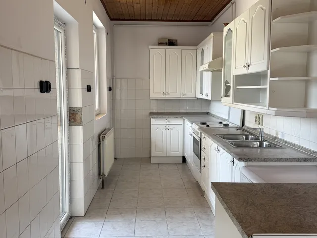 Eladó lakás Budapest XV. kerület, Rákospalota 120 nm