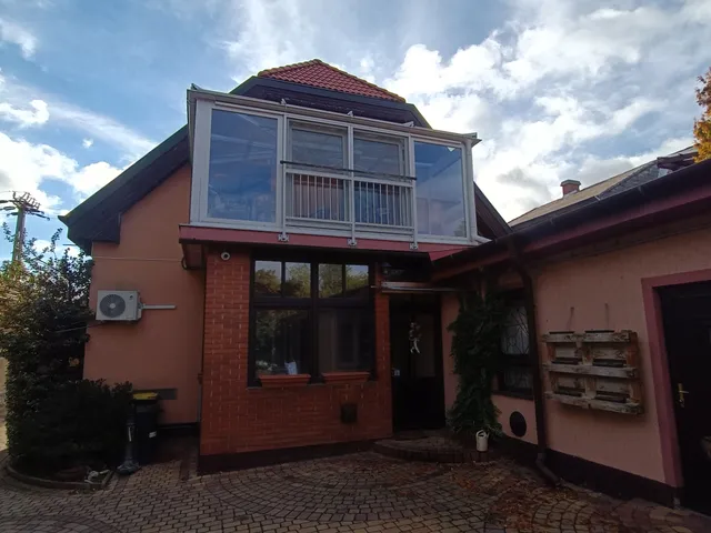 Eladó ház Csömör 195 nm