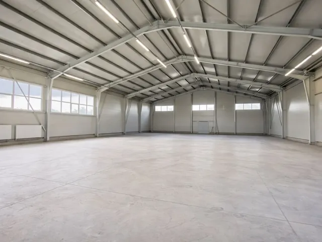 Eladó kereskedelmi és ipari ingatlan Székesfehérvár 783 nm