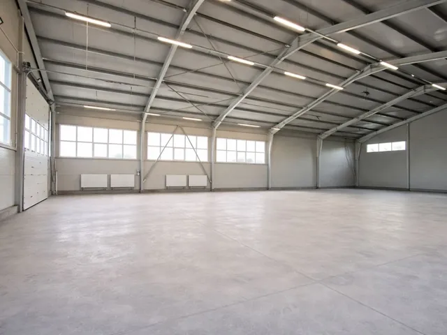 Eladó kereskedelmi és ipari ingatlan Székesfehérvár 783 nm