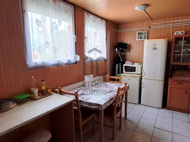Eladó ház Szabadbattyán 45 nm