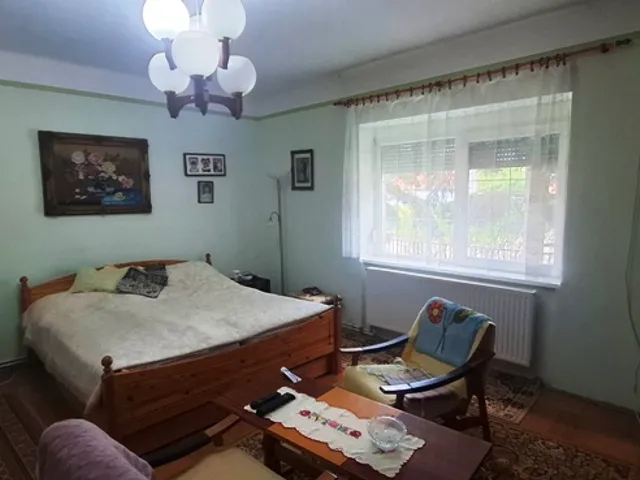 Eladó ház Székesfehérvár, Feketehegy 964 nm