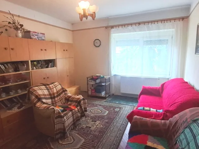 Eladó ház Székesfehérvár, Feketehegy 964 nm