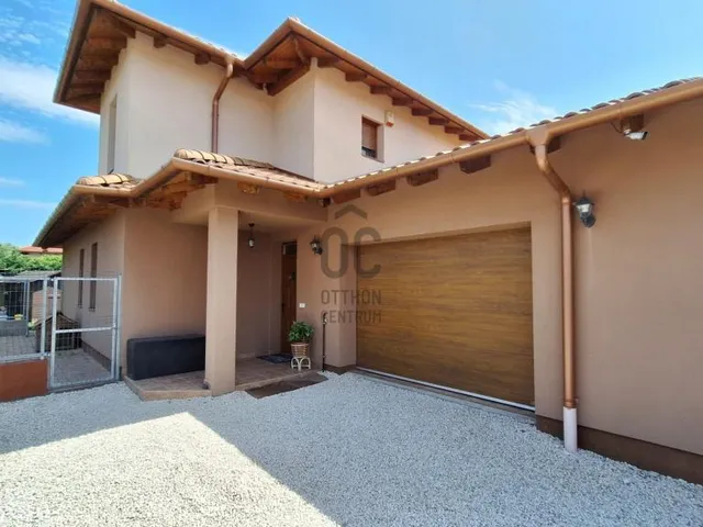 Eladó ház Székesfehérvár, Maroshegy 136 nm