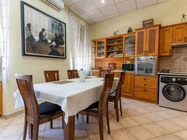 Eladó lakás Székesfehérvár 95 nm