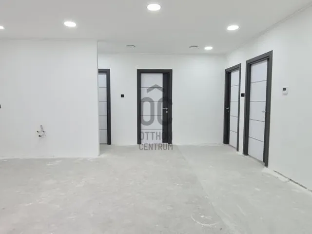 Eladó lakás Székesfehérvár 100 nm