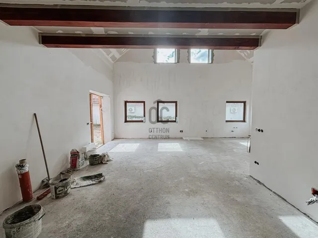 Eladó ház Vértesacsa 214 nm