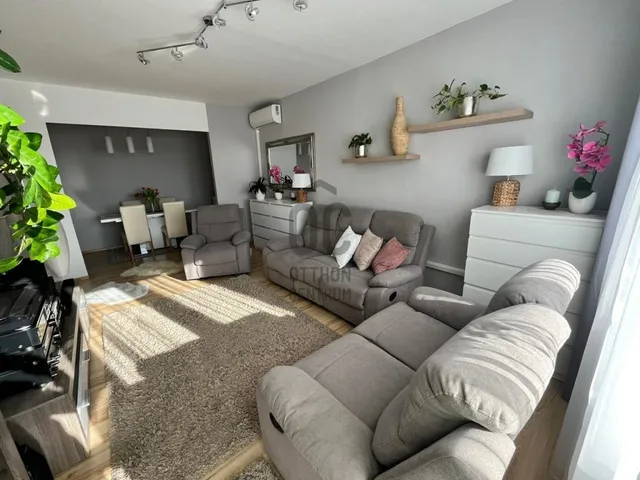 Eladó lakás Székesfehérvár, Belváros 68 nm