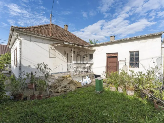 Eladó ház Székesfehérvár 73 nm