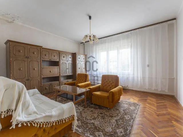 Eladó ház Székesfehérvár 73 nm