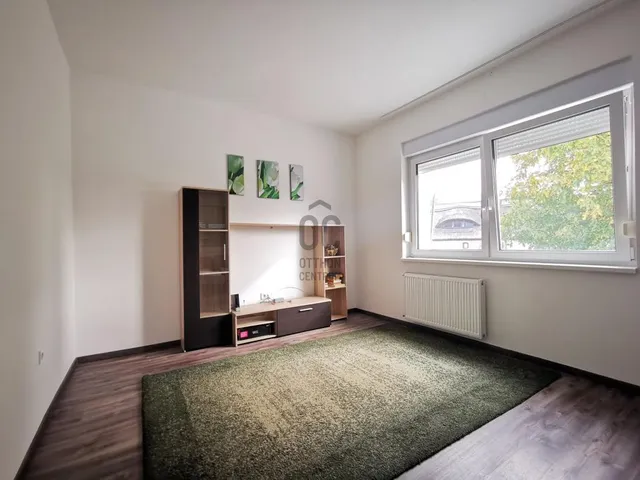 Kiadó ház Székesfehérvár, Öreghegy 105 nm