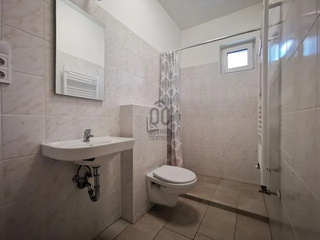 Kiadó ház Székesfehérvár, Öreghegy 105 nm