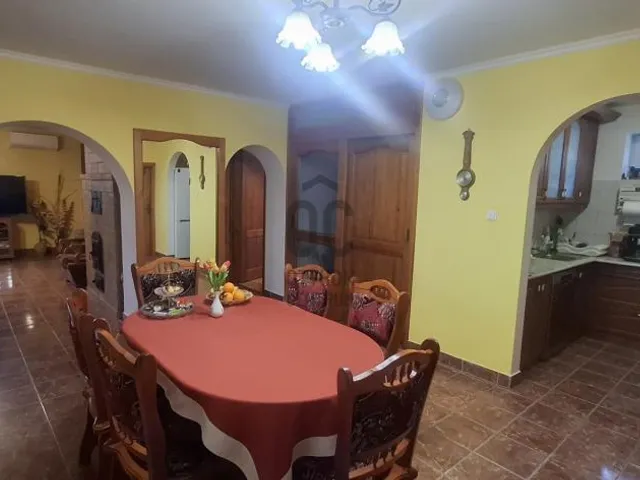 Eladó ház Mór 149 nm