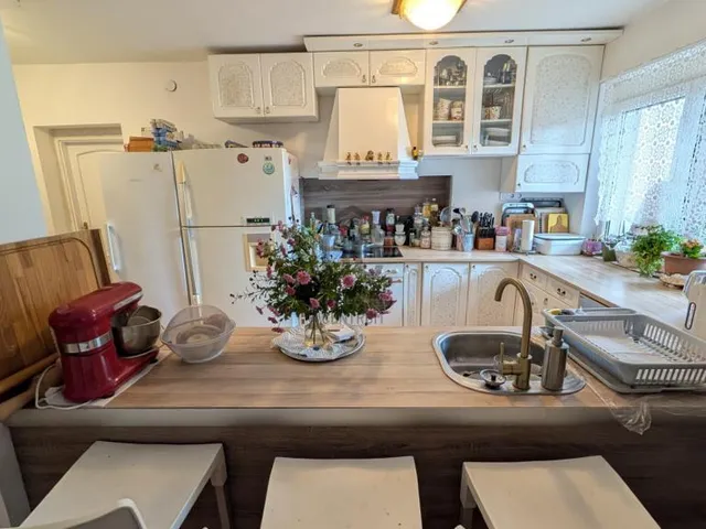 Eladó ház Székesfehérvár, Maroshegy 238 nm