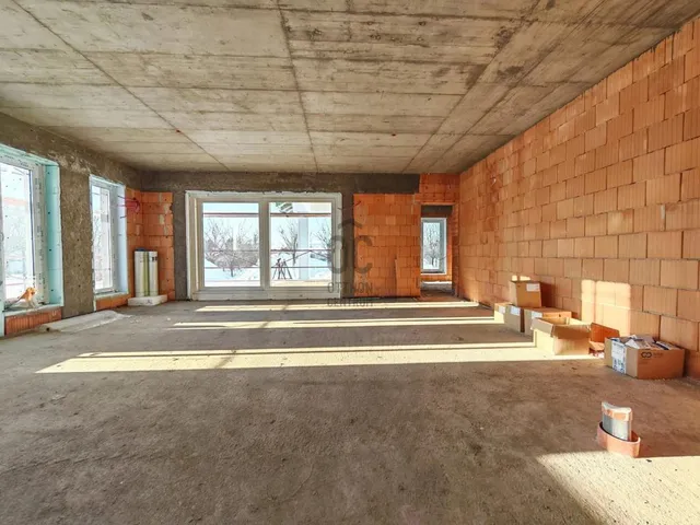 Eladó ház Székesfehérvár, Öreghegy 200 nm