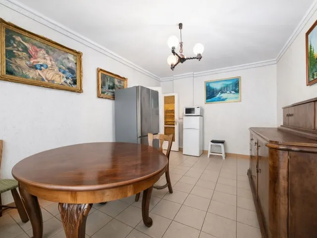 Eladó lakás Székesfehérvár 120 nm