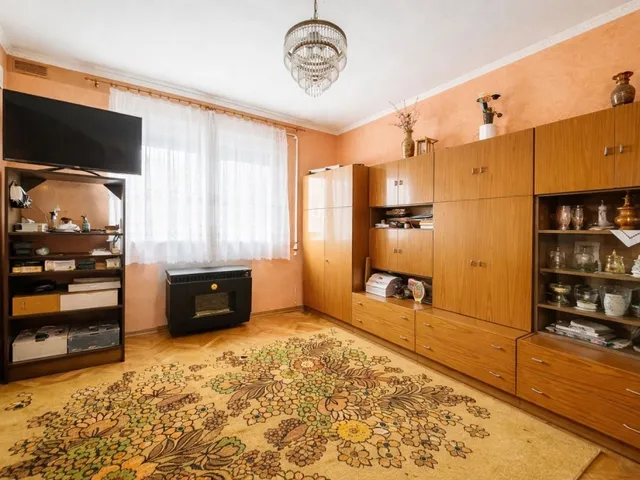 Eladó lakás Székesfehérvár 120 nm