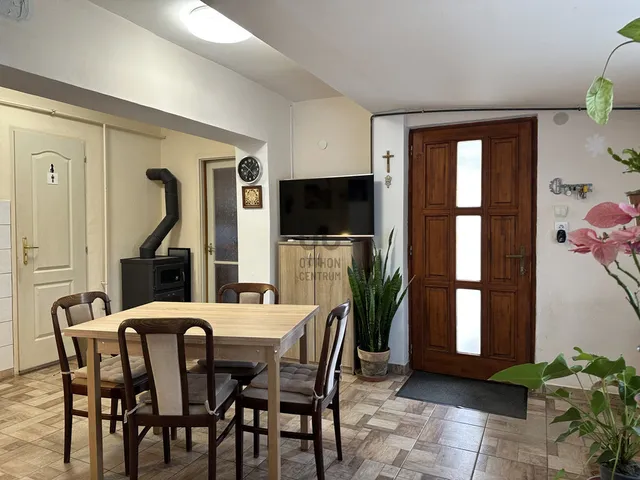 Eladó ház Székesfehérvár, Maroshegy 76 nm