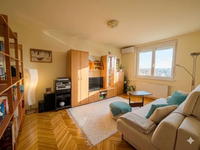 Eladó lakás Székesfehérvár, Belváros 56 nm