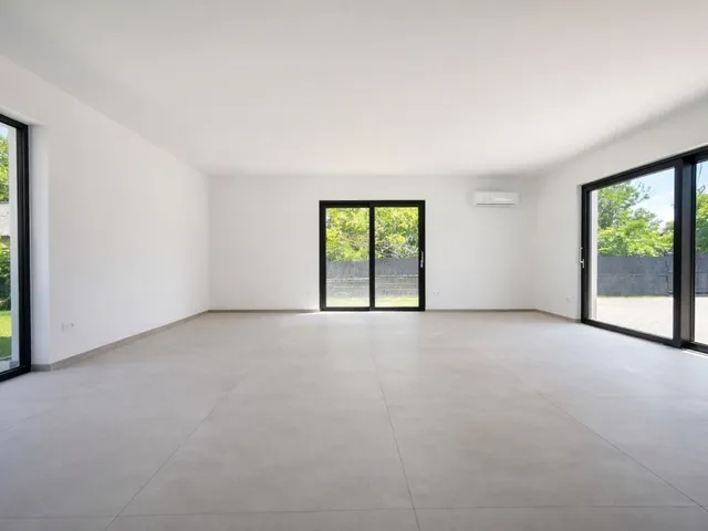 Eladó ház Székesfehérvár, Öreghegy 180 nm