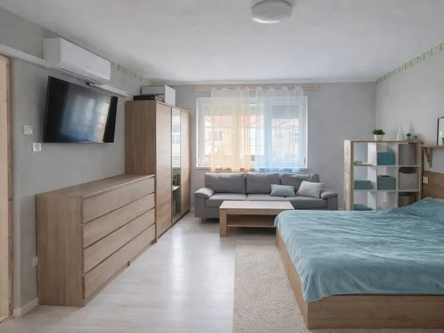 Eladó lakás Székesfehérvár, Búrtelep, 25 68 nm