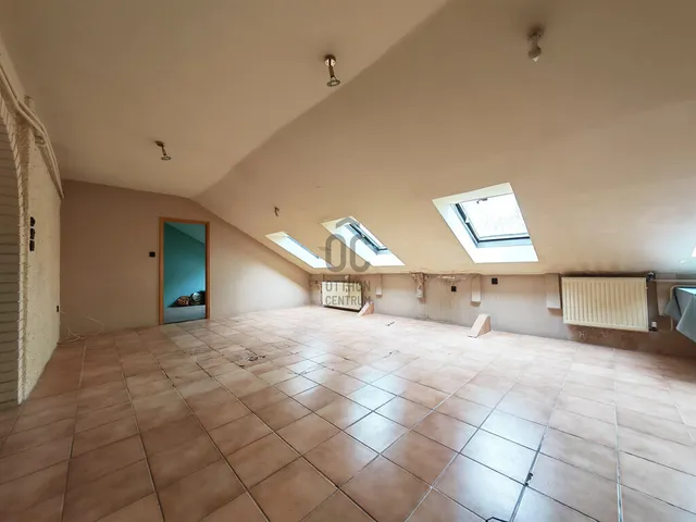 Eladó lakás Székesfehérvár, Belváros 78 nm